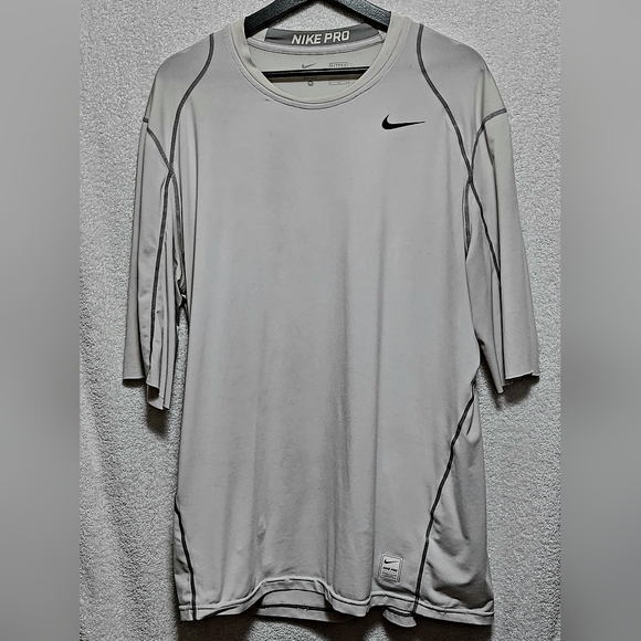 Nike - Half Sleeve Muscle Tee - Men's XL - Picture 2 of 4